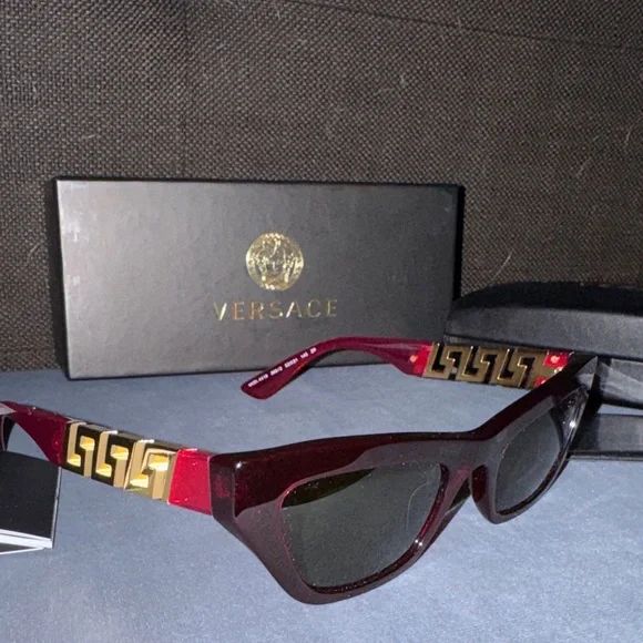 Versace Women’s Red Sunglasses with Gold Greek Key Temples - Picture 6 of 9